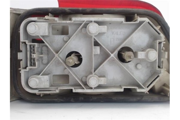 Recambio de piloto trasero derecho para peugeot 106 (s1) referencia OEM IAM   
