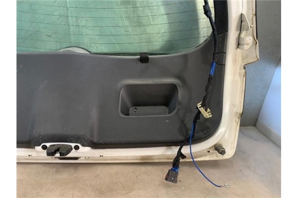 Recambio de porton trasero para citroen c3 1.4 attraction referencia OEM IAM 8701CG  