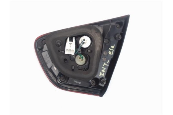 Recambio de piloto porton trasero izquierdo para kia rio (ub) 1.2 basic referencia OEM IAM 924031W2  