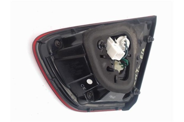 Recambio de piloto porton trasero izquierdo para kia rio (ub) 1.2 basic referencia OEM IAM 924031W2  