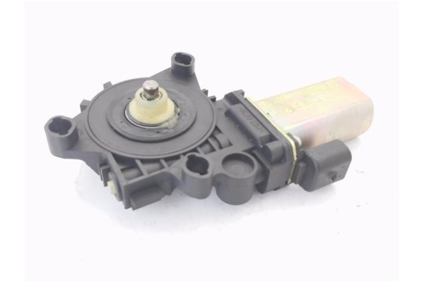 Recambio de motor elevalunas delantero izquierdo para fiat stilo (192) 1.9 jtd (192_xe1a) referencia OEM IAM 50002603  