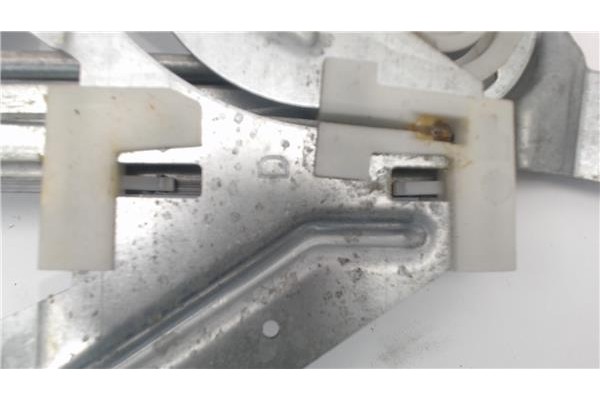Recambio de mecanismo elevalunas trasero derecho para citroen xsara berlina referencia OEM IAM 400774T4  