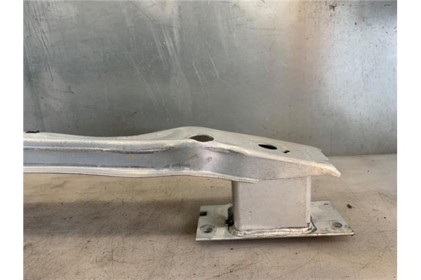 Recambio de refuerzo paragolpes trasero para opel astra j berlina 5p 1.6 excellence referencia OEM IAM 184143  