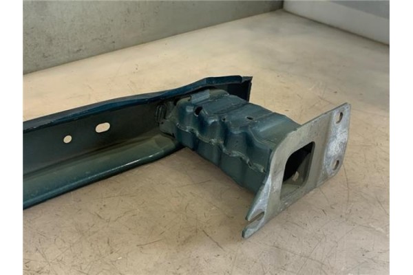Recambio de refuerzo paragolpes trasero para peugeot 2008 1.2 access referencia OEM IAM 9808616680  