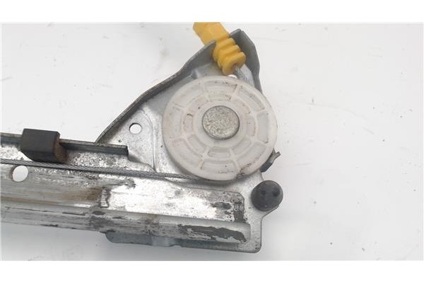 Recambio de mecanismo elevalunas trasero izquierdo para peugeot 406 berlina (s1/s2) referencia OEM IAM 922356 100539 9636619480 