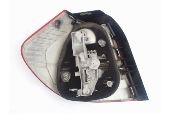 Recambio de piloto trasero derecho para bmw serie 1 berlina (e81/e87) 2.0 120d referencia OEM IAM 63217164956 2202842 7164956 , 