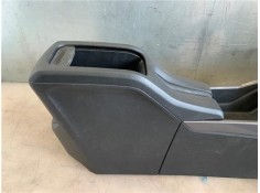 Recambio de embellecedor consola central para peugeot 2008 1.2 access referencia OEM IAM 9677863780  