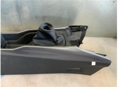 Recambio de embellecedor consola central para peugeot 2008 1.2 access referencia OEM IAM 9677863780  