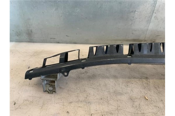 Recambio de refuerzo paragolpes para suzuki swift iii (sg) 1.3 ddis referencia OEM IAM 7239463J00  