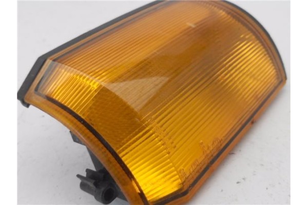 Recambio de intermitente delantero dcho para nissan trade 3.0 caja cerrada, techo elevado referencia OEM IAM 26130F3600 67743465