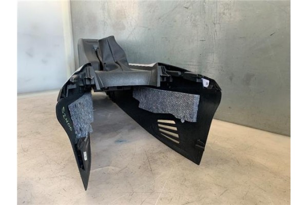 Recambio de embellecedor consola central para peugeot 2008 1.2 access referencia OEM IAM 9677863780  