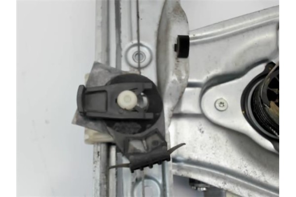 Recambio de mecanismo elevalunas delantero izquierdo para renault clio iii referencia OEM IAM   