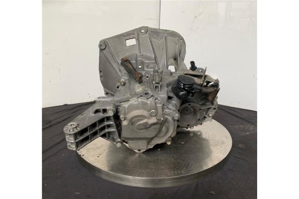 Recambio de caja cambios manual para fiat bravo (182) 1.8 16v / 16v 115 gt referencia OEM IAM 46433289 182A2000 