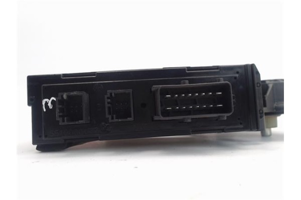 Recambio de motor elevalunas delantero izquierdo para peugeot 307 (s1) referencia OEM IAM (9637130580) (990186-200) 