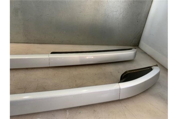 Recambio de barras de techo para peugeot 2008 1.2 access referencia OEM IAM 96783576VV 96783575VV 