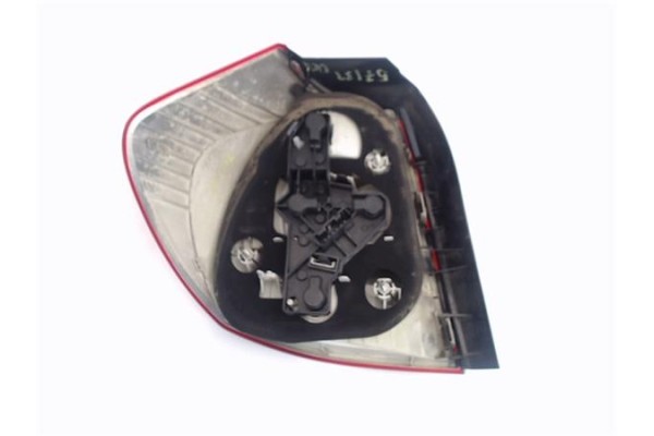 Recambio de piloto trasero derecho para bmw serie 1 berlina (e81/e87) 2.0 120d referencia OEM IAM 692450211 3019380000 