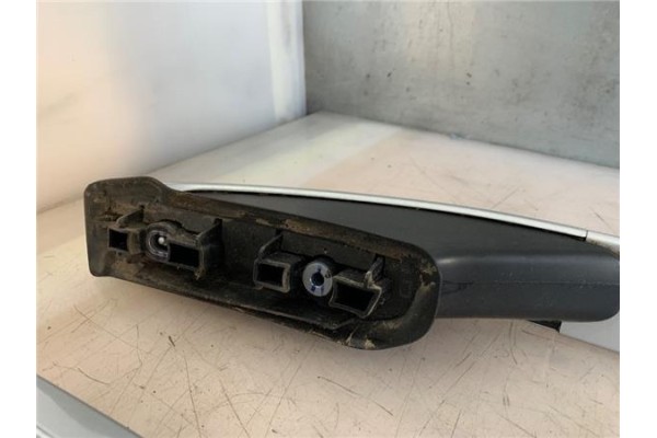 Recambio de barras de techo para peugeot 2008 1.2 access referencia OEM IAM 96783576VV 96783575VV 