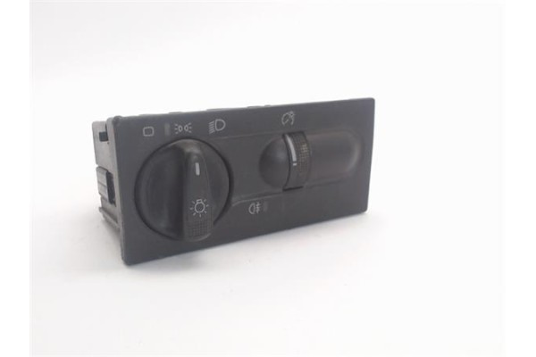 Recambio de mando de luces para volkswagen golf iii (1h1) referencia OEM IAM 1H6941531A 2303 