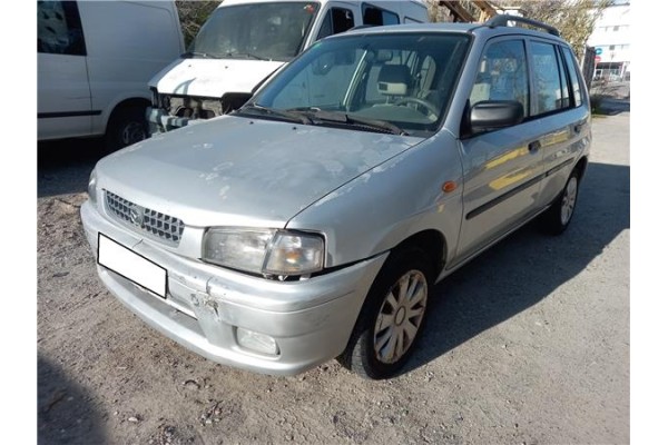 mazda demio (dw)(1998) del año 