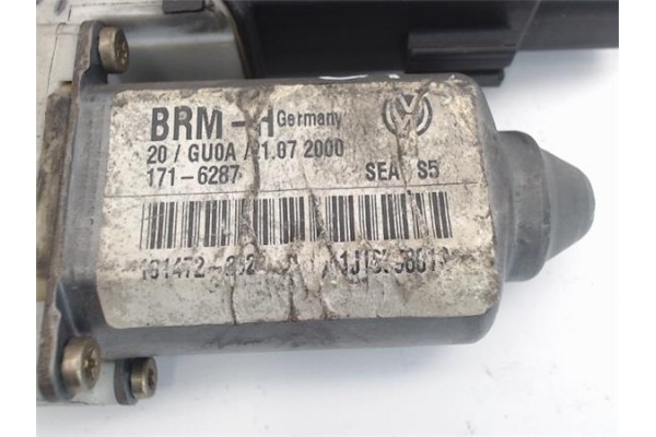 Recambio de motor elevalunas delantero izquierdo para seat toledo (1m2) referencia OEM IAM (1J0959801F)  BRM  