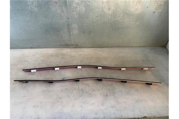 Recambio de barras de techo para peugeot 2008 1.2 access referencia OEM IAM 98237373XT 98237375XT 