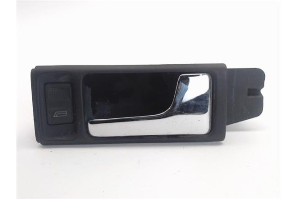 Recambio de manilla int. puerta delantero derecha para audi a6 berlina (c4) referencia OEM IAM 4A0837020A  