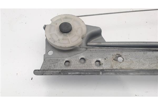 Recambio de mecanismo elevalunas delantero derecho para peugeot 107 referencia OEM IAM 9222T6  698100H020 , TOYOTA | 698100H010 