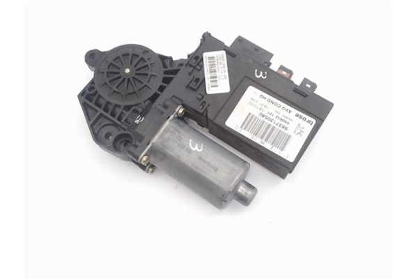 Recambio de motor elevalunas delantero izquierdo para peugeot 307 (s1) referencia OEM IAM (9637130580) (990186-200) 