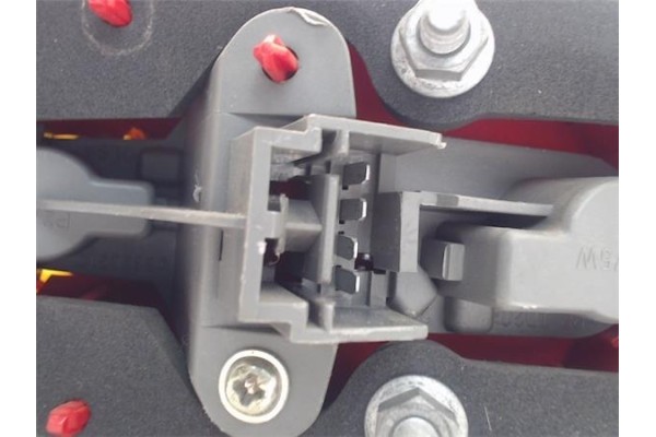 Recambio de piloto trasero izquierdo para alfa romeo 147 (190) referencia OEM IAM   