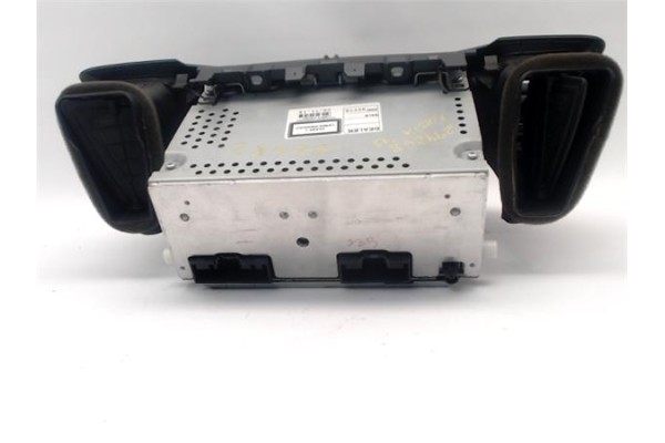 Recambio de radio / cd para ford fiesta (cnn) 1.5 trend referencia OEM IAM AV1T18K811DC BA6118A802BAW 