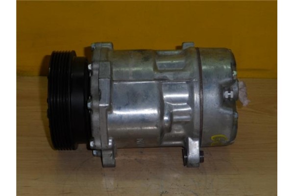 Recambio de compresor aire acond. para volkswagen golf iii berlina (1h1)(1991) 2.0 referencia OEM IAM 8FK351127331 99000940 