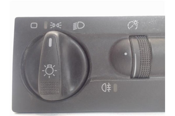 Recambio de mando de luces para volkswagen golf iii (1h1) referencia OEM IAM 1H6941531A 0083 