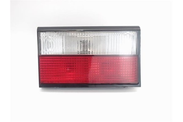 Recambio de piloto porton trasero derecho para citroen xantia berlina referencia OEM IAM   