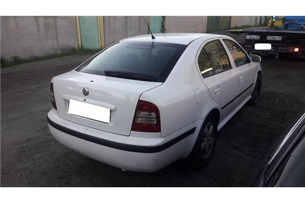 skoda octavia berlina (1u2) del año 2007