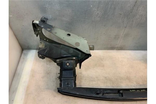Recambio de refuerzo paragolpes para saab 9-3 berlina 1.9 tid referencia OEM IAM 12769713  