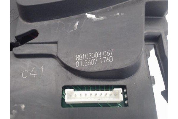 Recambio de mando limpiaparabrisas para renault clio iii referencia OEM IAM 881030003067  