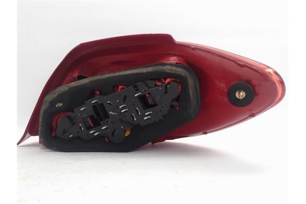 Recambio de piloto trasero izquierdo para peugeot 307 (s1) 1.6 xr referencia OEM IAM E20044  