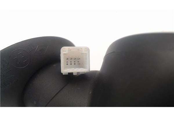 Recambio de retrovisor electrico derecho para dacia logan 1 referencia OEM IAM 8200240597  
