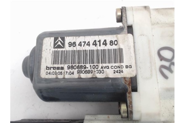 Recambio de motor elevalunas delantero izquierdo para citroen c4 berlina referencia OEM IAM (9647441480) (996385-101) 