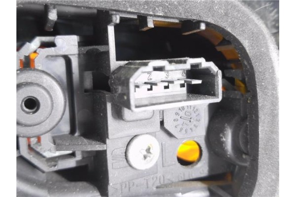 Recambio de piloto trasero izquierdo para seat ibiza (6l1) 1.4 16v referencia OEM IAM 6L6945111B  