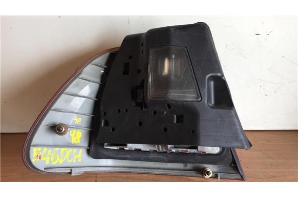 Recambio de piloto trasero derecho para bmw serie 3 berlina (e46) 1.8 316i referencia OEM IAM 8364922  