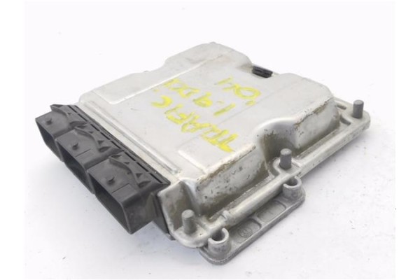 Recambio de centralita para renault trafic ii furgón 1.9 27 cn referencia OEM IAM 8200051609 0281010633 
