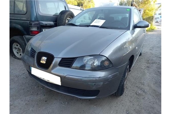 seat ibiza (6l1) del año 2002