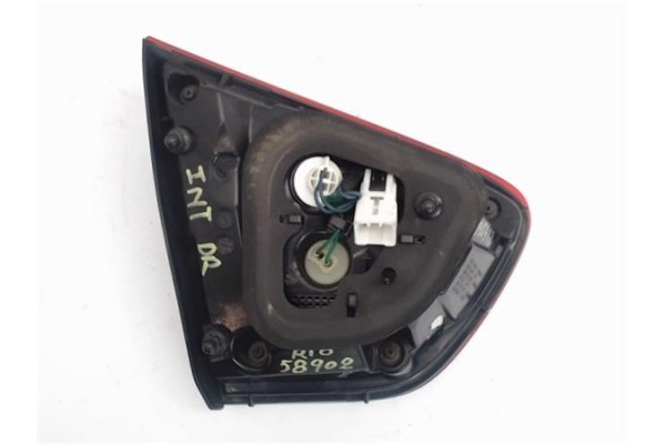 Recambio de piloto porton trasero derecho para kia rio (ub) 1.2 basic referencia OEM IAM 924041W2  