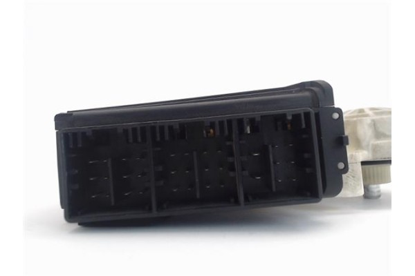 Recambio de motor elevalunas delantero izquierdo para seat ibiza (6l1) referencia OEM IAM 104379101  