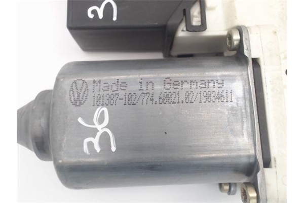 Recambio de motor elevalunas delantero izquierdo para seat ibiza (6l1) referencia OEM IAM 104379101  