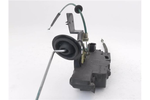 Recambio de cierre electromagnetico delantero derecho para fiat stilo (192) 1.9 jtd (192_xe1a) referencia OEM IAM 51736476  