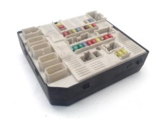 Recambio de caja fusibles/rele para renault megane iii berlina 5p 1.5 expression referencia OEM IAM 284B60009R  