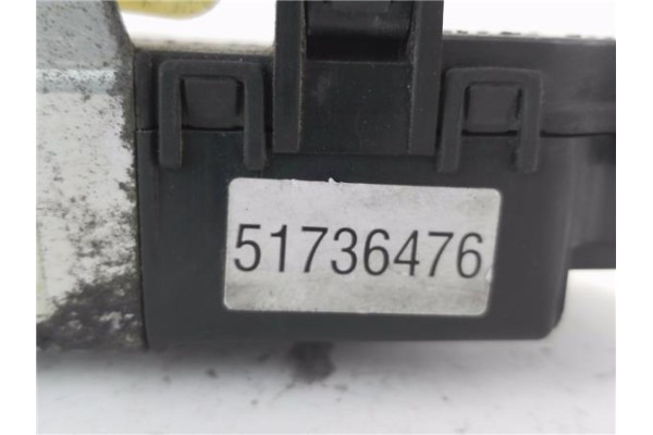 Recambio de cierre electromagnetico delantero derecho para fiat stilo (192) 1.9 jtd (192_xe1a) referencia OEM IAM 51736476  