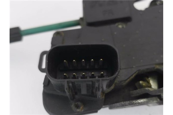 Recambio de cierre electromagnetico delantero derecho para fiat stilo (192) 1.9 jtd (192_xe1a) referencia OEM IAM 51736476  